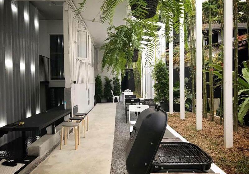 The Park Society   Hostel