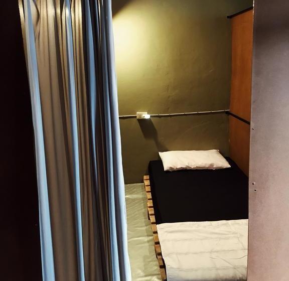 Hostelbed And Retreat Phitsanulok