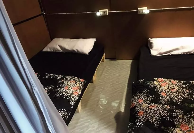 Hostelbed And Retreat Phitsanulok