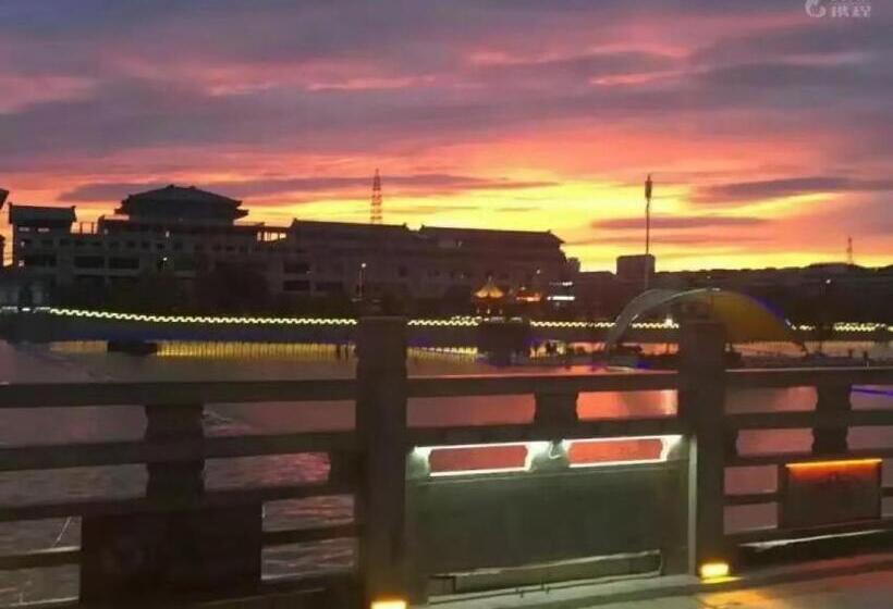 Hotel Dunhuang Dasheng Vacation