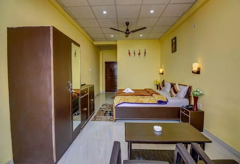 Hotel Himalayan View