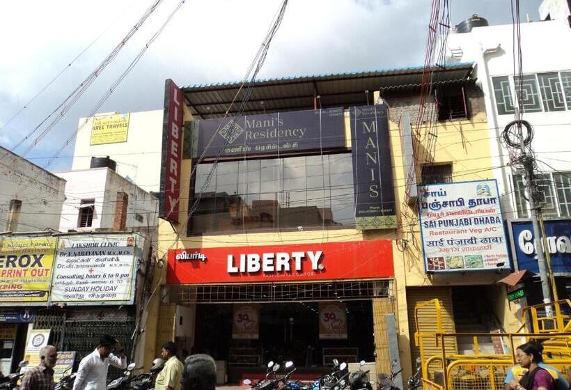 Hotel Mani's Residency