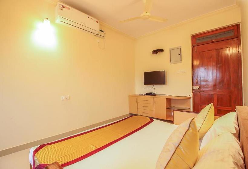 فندق Oyo 10304 Home Studio Benaulim Beach