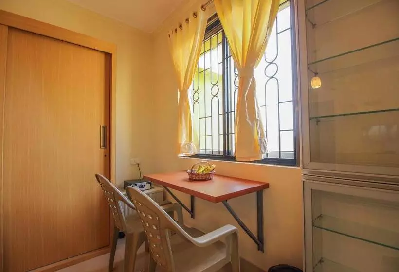 Hotelli Oyo 10304 Home Studio Benaulim Beach