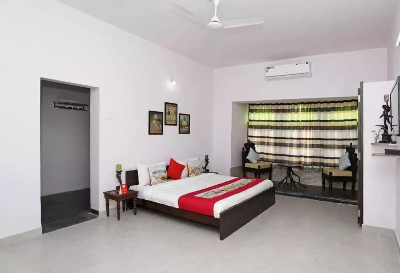 ホテル Oyo Home Near Sukhadia Circle