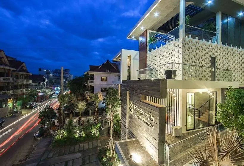 هتل The Amazing Residence