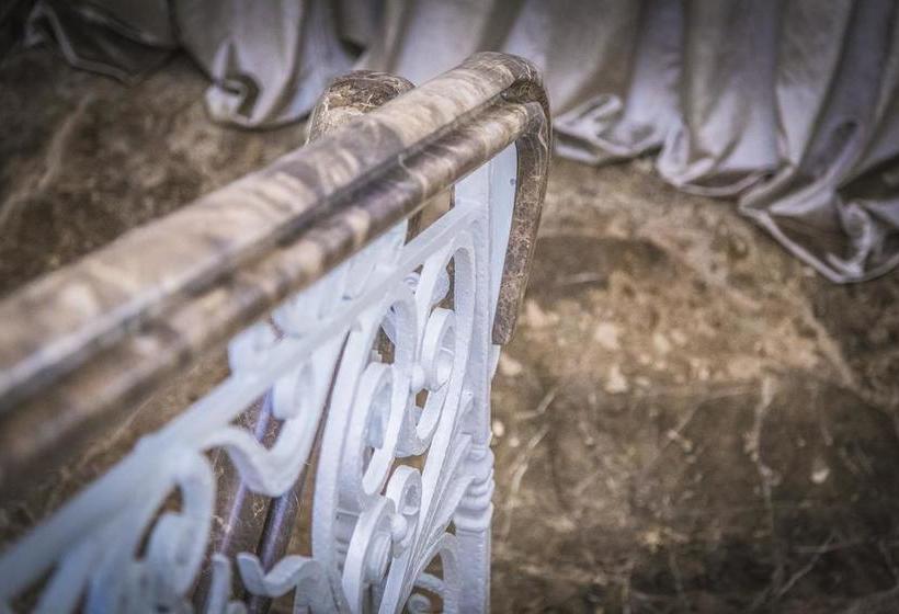 هتل Villa Pascucci