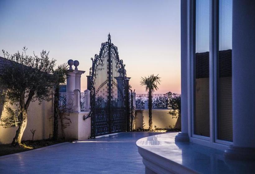 هتل Villa Pascucci