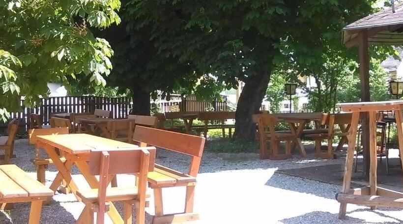 Hotell Zum Goldenen Hirschen