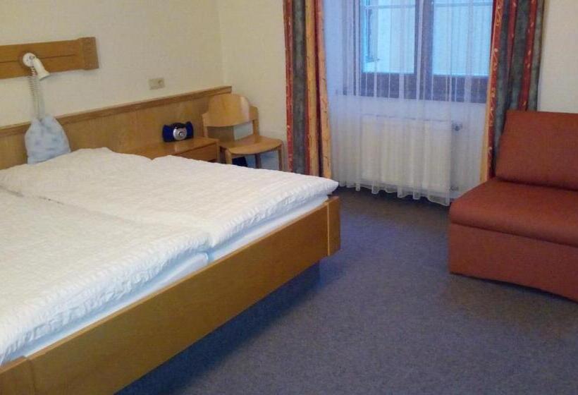 Hotell Zum Goldenen Hirschen