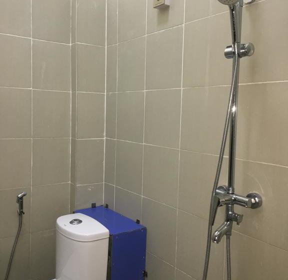 مُتل Hpaan River View