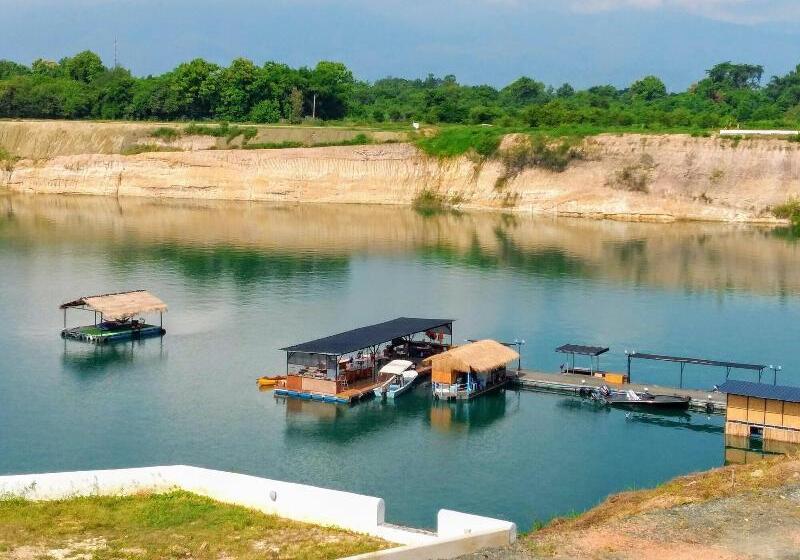 منتجع Rungnara Pool Villa