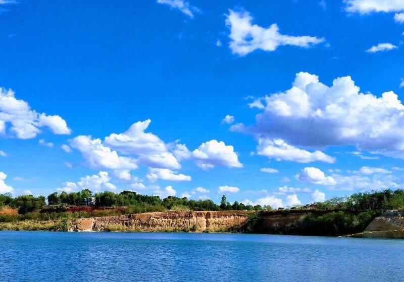 منتجع Rungnara Pool Villa