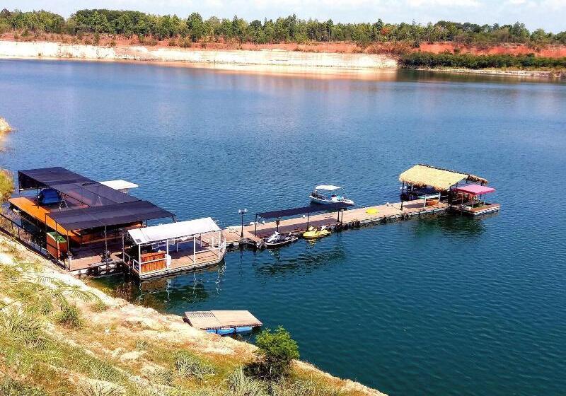 منتجع Rungnara Pool Villa