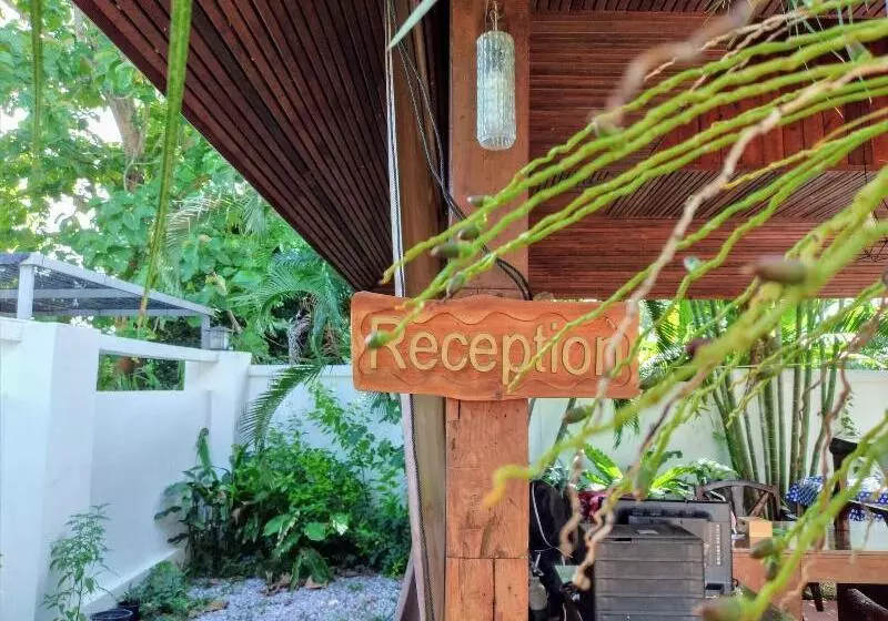 استراحتگاه Rungnara Pool Villa