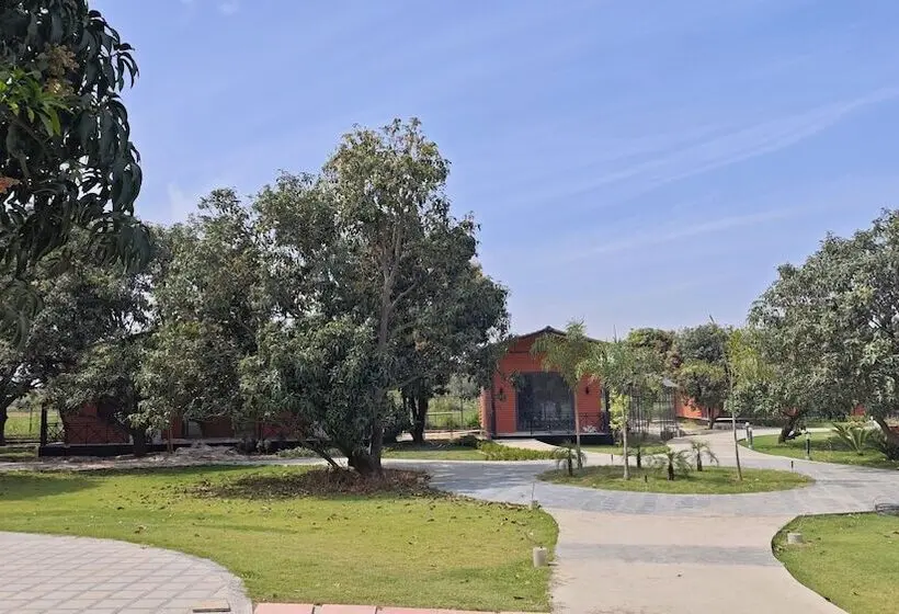 Mamaya Resort & Spa By Four Leaf Hotels