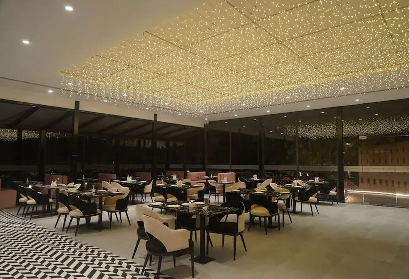 Mamaya Resort & Spa By Four Leaf Hotels