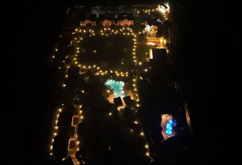 Mamaya Resort & Spa By Four Leaf Hotels