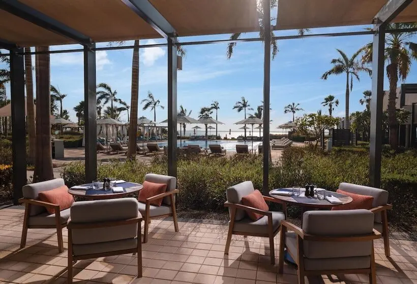 هتل Turtle Bay