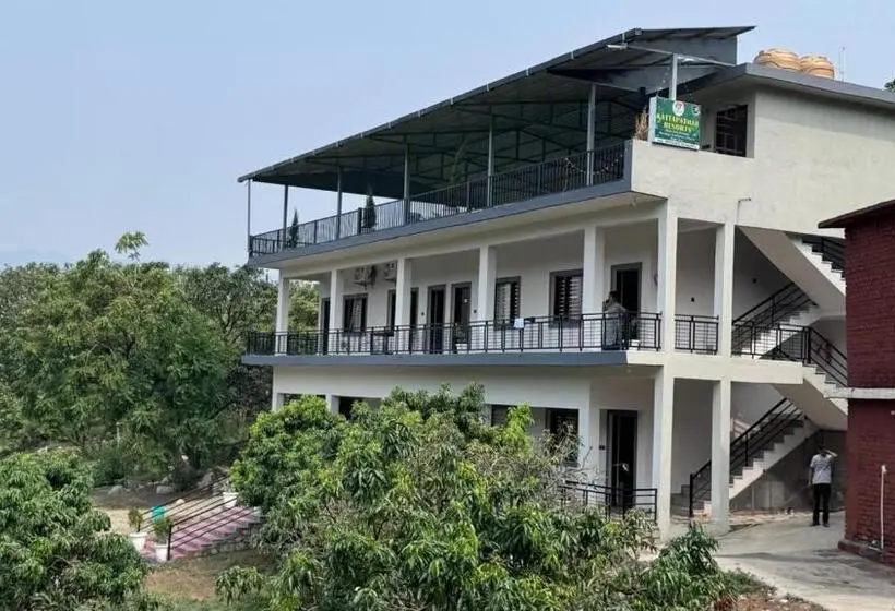 Hotelli Kattapathar Nature Resort