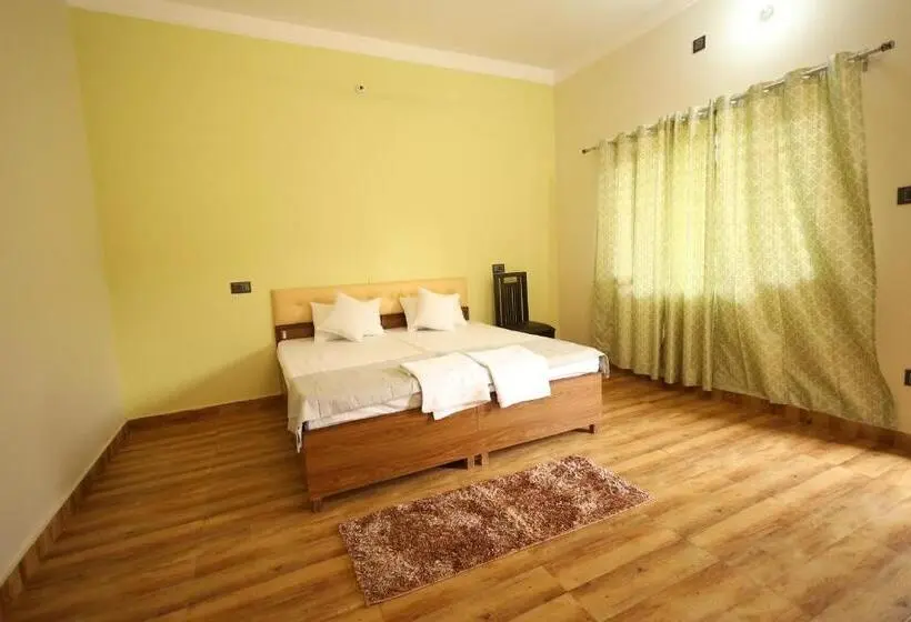 Hotelli Kattapathar Nature Resort