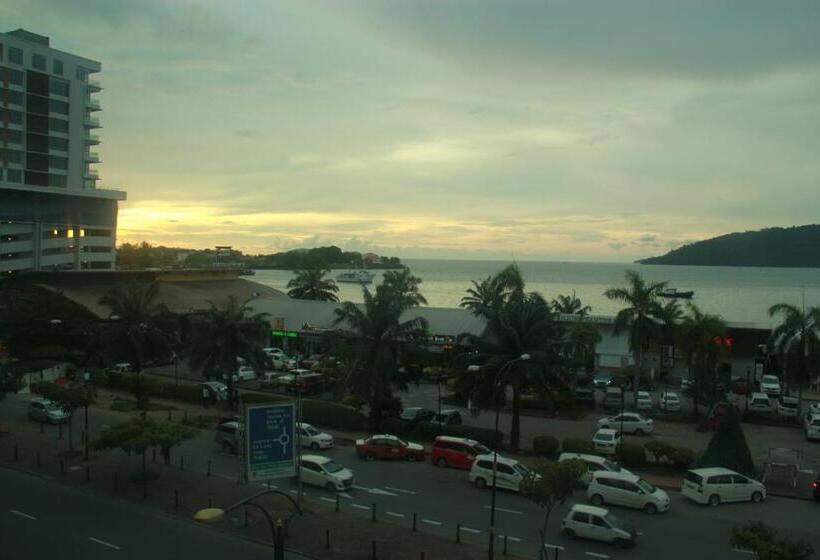 ユースホステル Space Cap