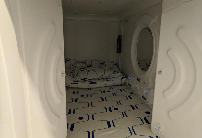 ユースホステル Space Cap