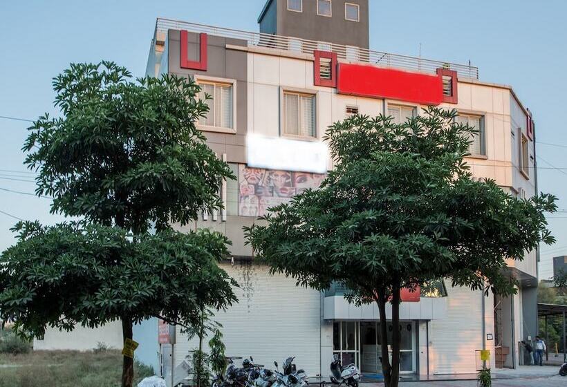 Fabhotel Prime Om Epic Vijay Nagar