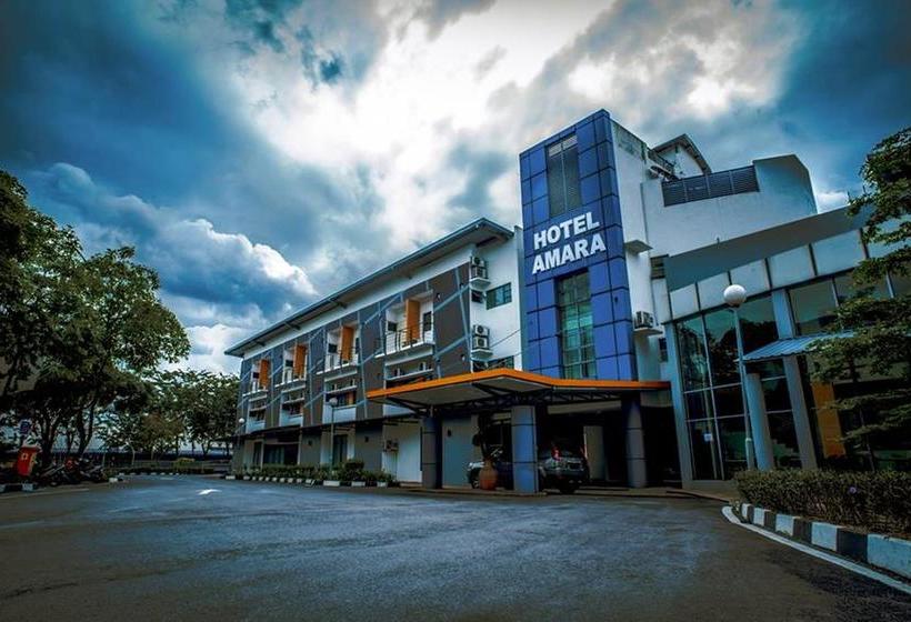 בית מלון כפרי Amara Subang Jaya