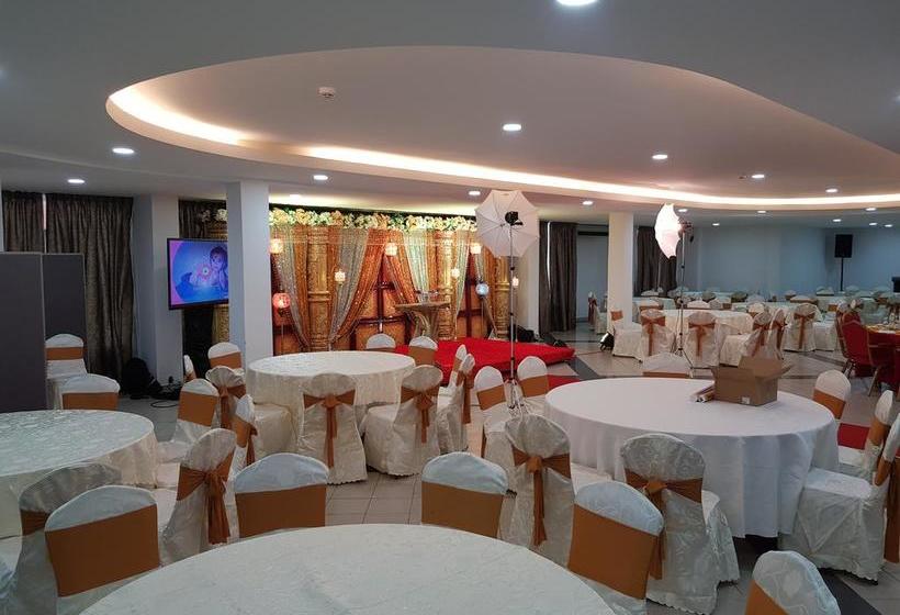 בית מלון כפרי Amara Subang Jaya