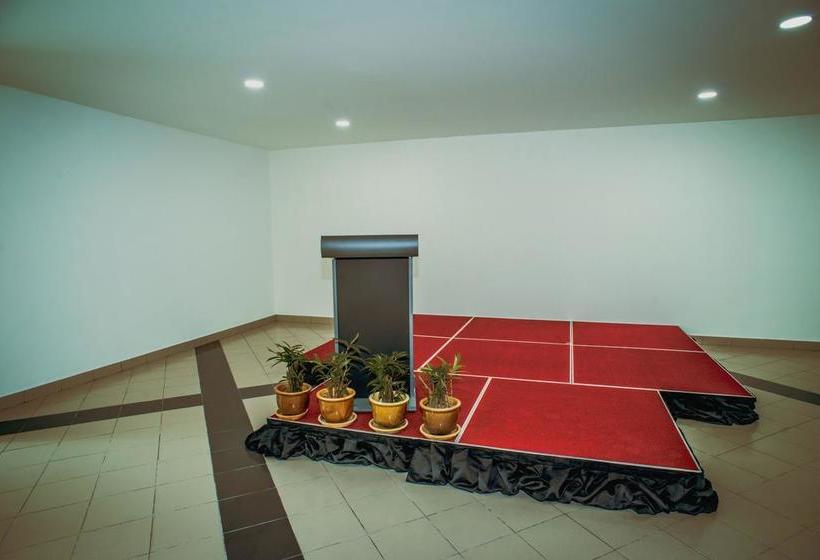 בית מלון כפרי Amara Subang Jaya