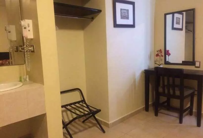 Hotelli Flores Hills