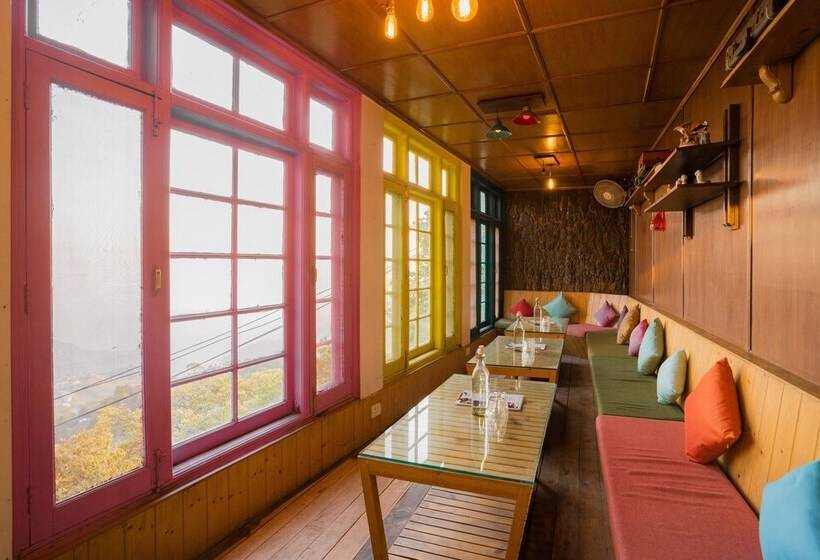 Hotel Karma Vilas By Howard