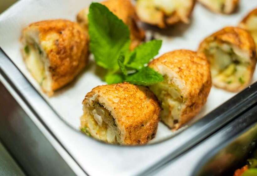 Hotel Karma Vilas By Howard