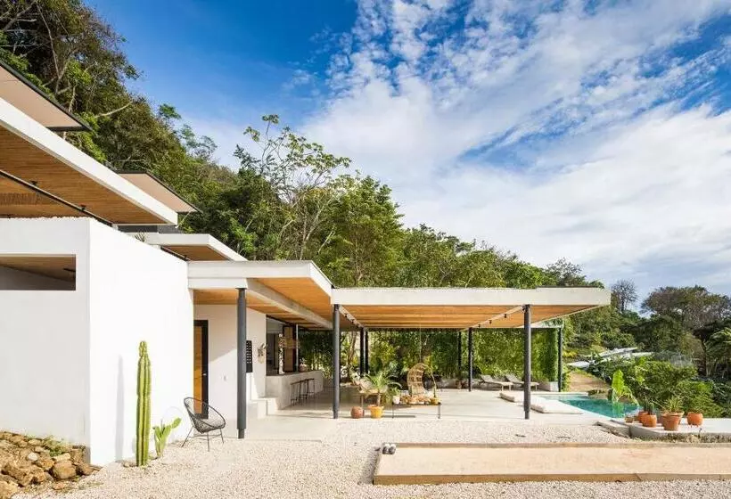 Hotelli Mint Santa Teresa   Adults Only