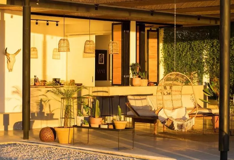 Hotelli Mint Santa Teresa   Adults Only