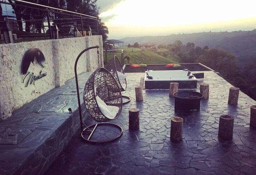 ホテル Montana Guesthouse