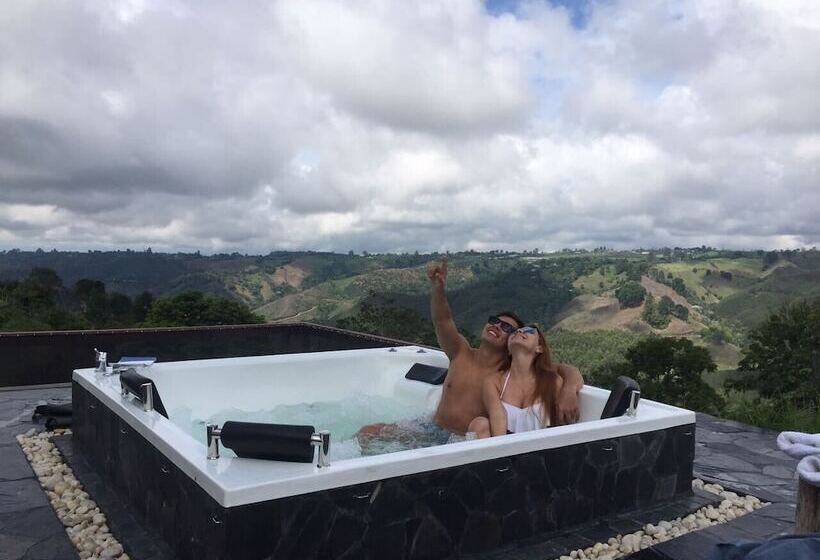 ホテル Montana Guesthouse