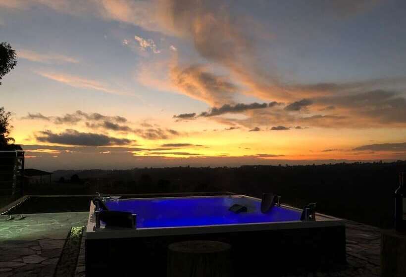 ホテル Montana Guesthouse