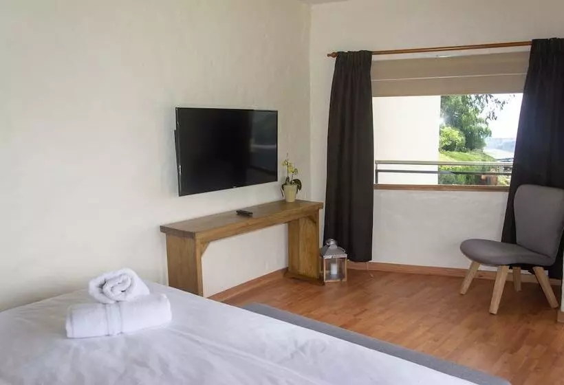 Hotelli Montana Guesthouse