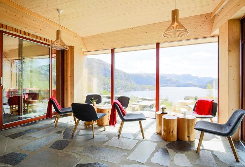 Preikestolen Hotel & Basecamp