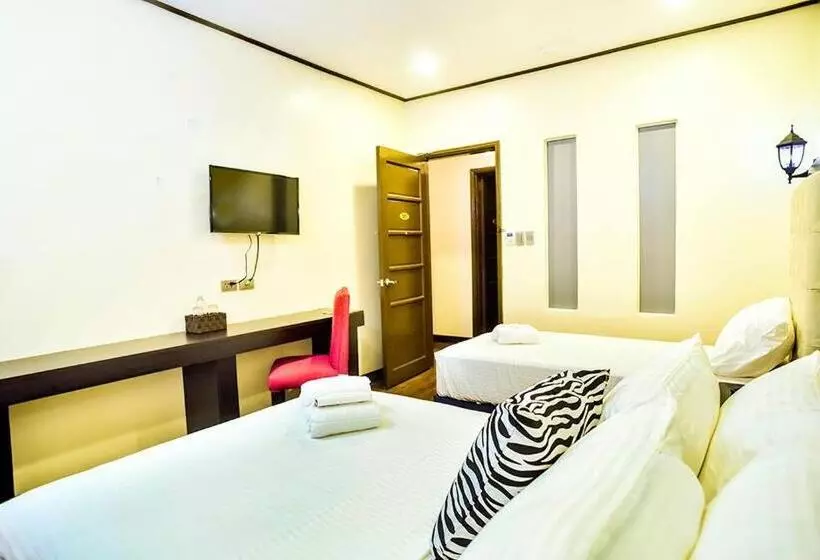 Hotelli The Ambassador