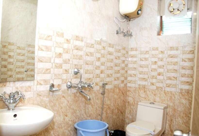 ホテル White House