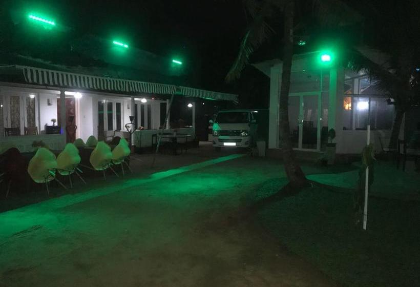 Ivory Monarch  Hotel & Resort