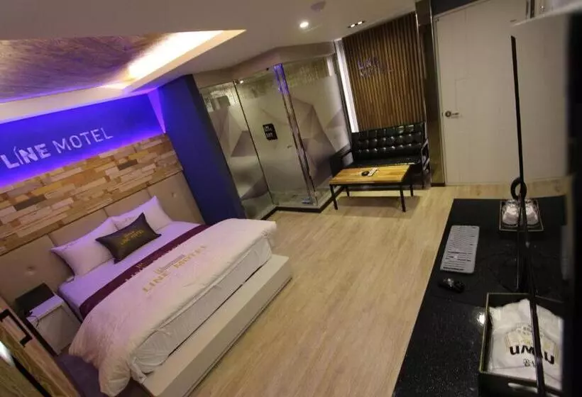 Line Motel