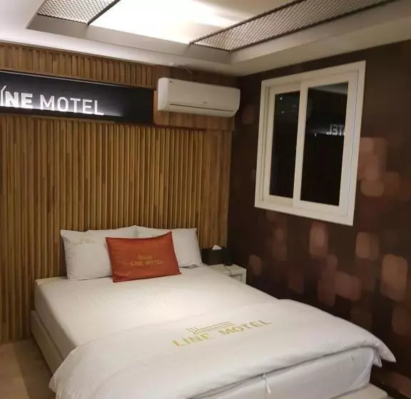 Line Motel
