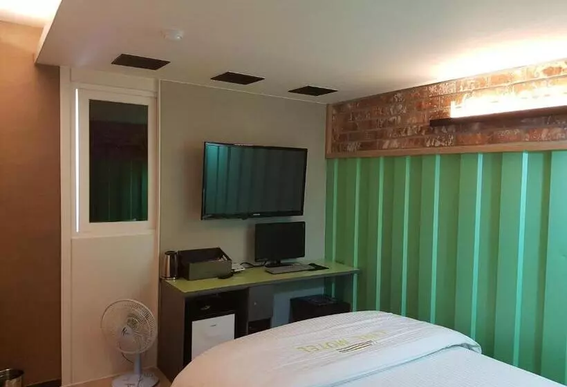 Line Motel