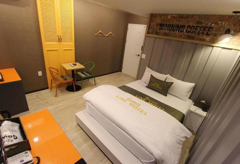 Line Motel