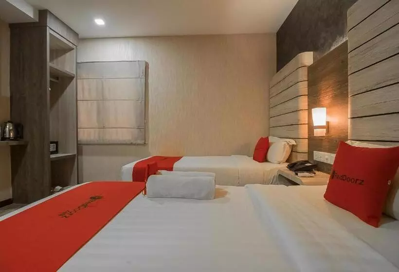 Paragon Nagoya Hotel Batam
