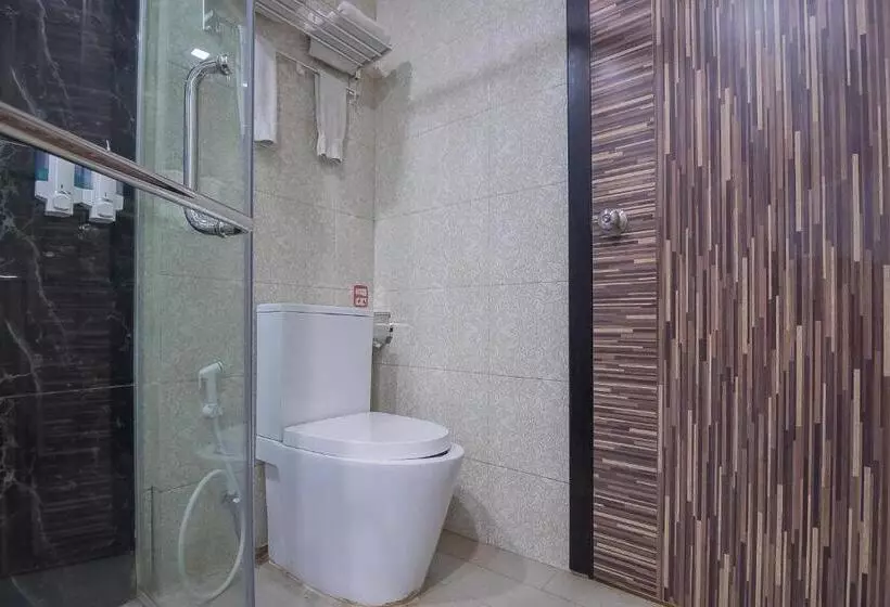 Paragon Nagoya Hotel Batam